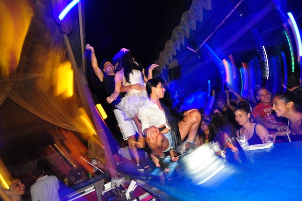 Saturday Night At Edde Sands